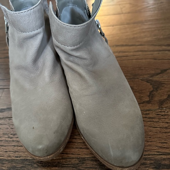 Sam Edelman booties - Picture 2 of 2